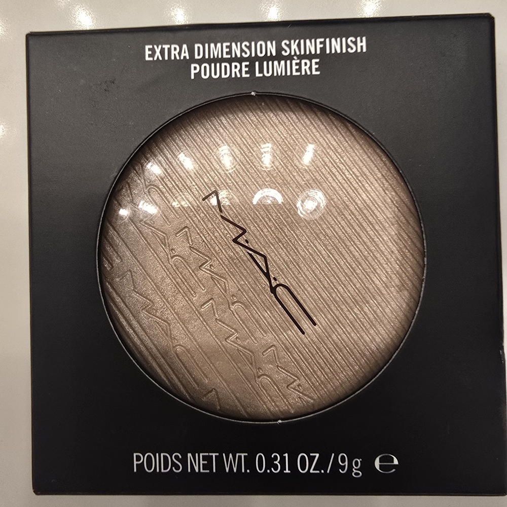 MAC Cosmetics Highlighter Compact - Champagne Taupe Shimmer